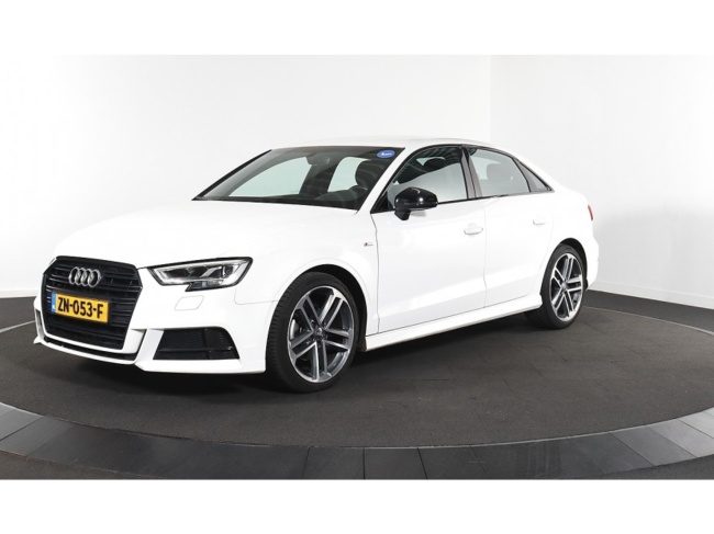 Audi A3 - Limousine 1.6 TDI Sport S Line Edition